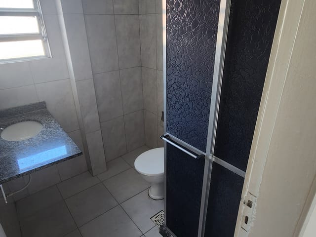 Apartamento com 80m² 2 quartos e 2 banheiros, para alugar, no bairro Centro em Cabo Frio