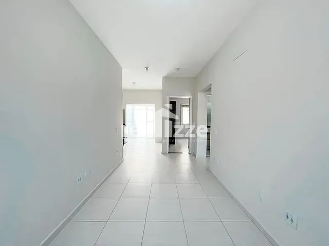 Apartamento 2 quartos e 2 banheiros, para alugar, no bairro Prados em Itapira