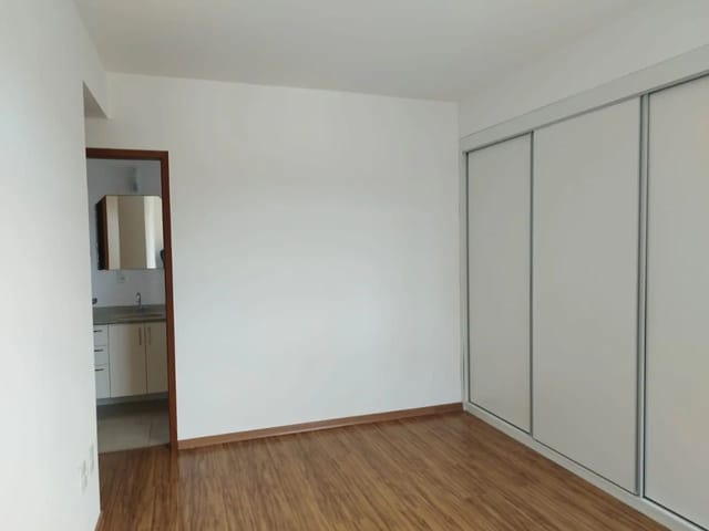 Apartamento 2 quartos e 2 banheiros, à venda, no bairro Centro em Juiz de Fora