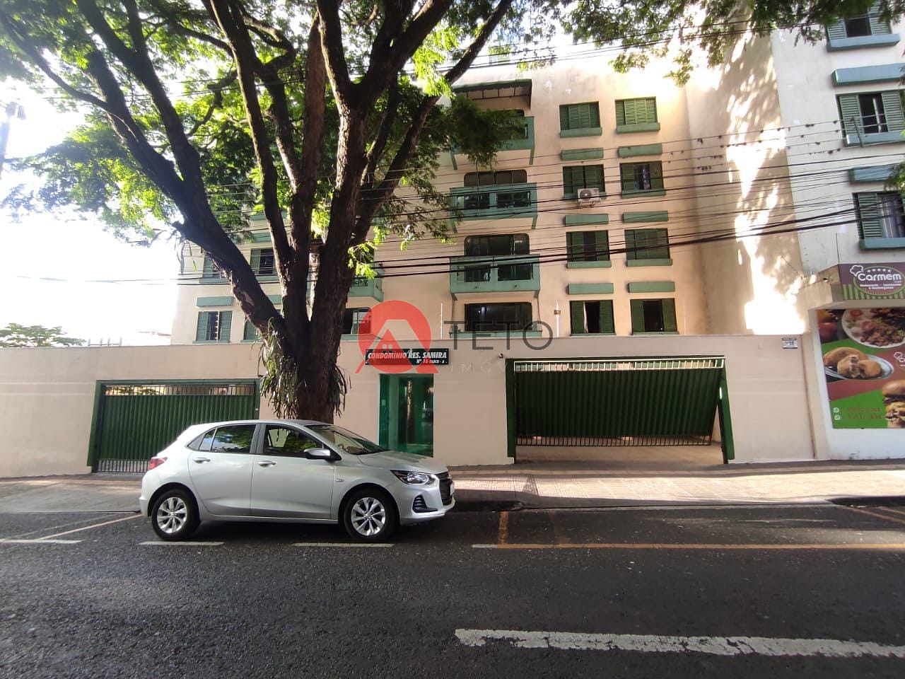 Apartamento à venda com 3 quartos, 90m² - Foto 1