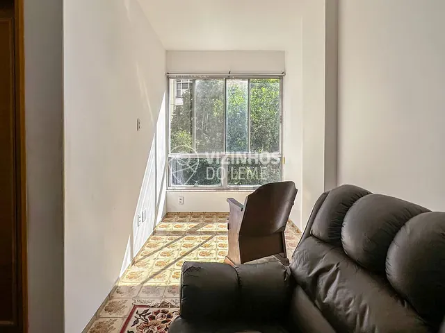 Apartamento com 100m² 3 quartos e 3 banheiros, à venda, no bairro Leme em Rio de Janeiro