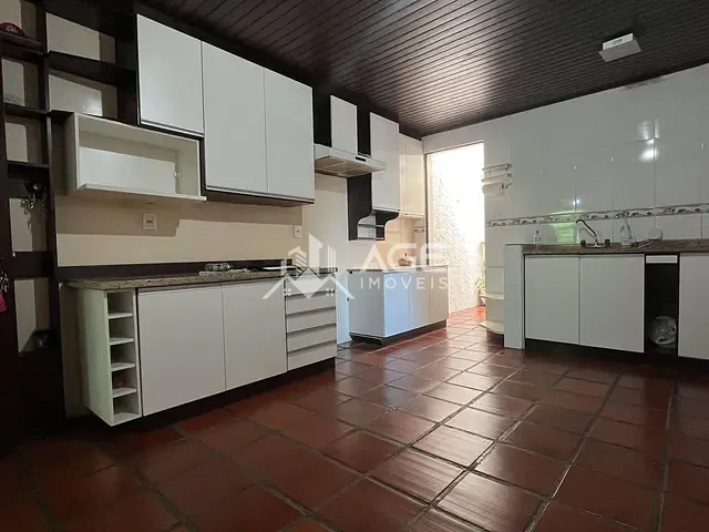 Apartamento 3 quartos e 2 banheiros, à venda, no bairro Centro em Erechim