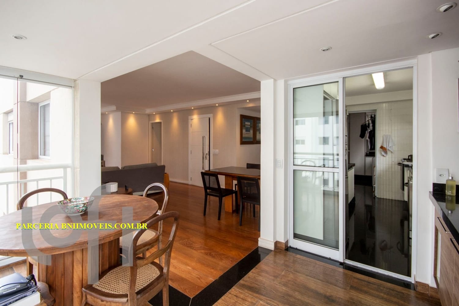 Apartamento, 2 quartos, 105 m² - Foto 1