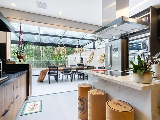 Apartamento com 278m² 2 quartos e 2 banheiros, à venda, no bairro bairro Santo Amaro em São Paulo