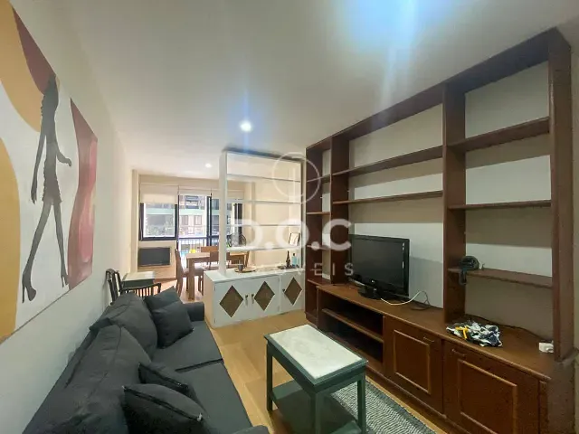 Apartamento 1 quarto e 2 banheiros, para alugar, no bairro Flamengo em Rio de Janeiro