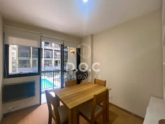 Apartamento 1 quarto e 2 banheiros, para alugar, no bairro Flamengo em Rio de Janeiro