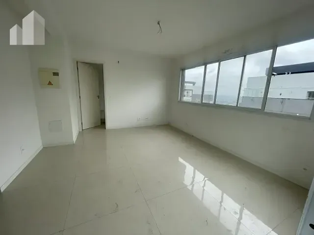 Apartamento com 360m² 5 quartos e 6 banheiros, à venda, no bairro Joana D'Arc em Nova Iguaçu