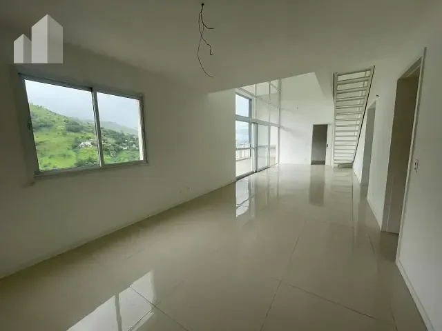 Apartamento com 360m² 5 quartos e 6 banheiros, à venda, no bairro Joana D'Arc em Nova Iguaçu