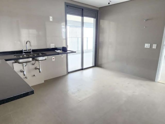 Apartamento 3 quartos e 4 banheiros, à venda, no bairro Vila Olímpia em São Paulo