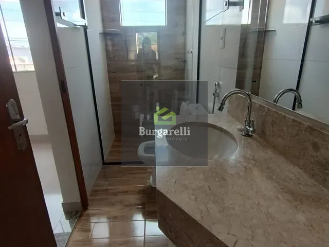 Apartamento 2 quartos e 1 banheiro, para alugar, no bairro Vila Pitangui em Lavras