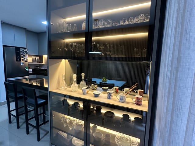 Apartamento 3 quartos e 2 banheiros, à venda, no bairro Gleba Fazenda Palhano em Londrina