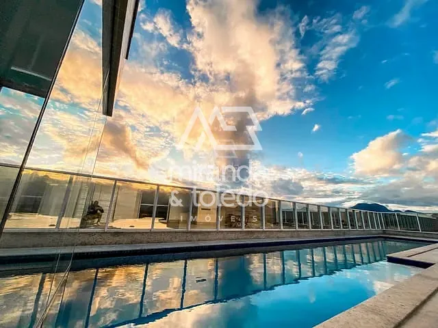 Apartamento com 77m² 2 quartos e 2 banheiros, à venda, no bairro Centro em Guarapari