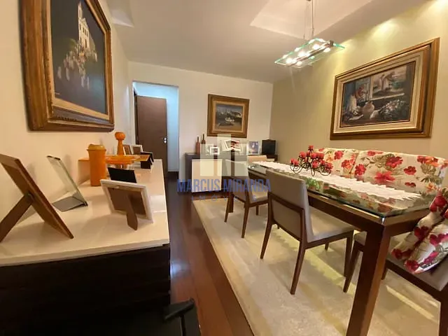 Apartamento com 201m² 3 quartos e 4 banheiros, à venda, no bairro Laranjeiras em Rio de Janeiro