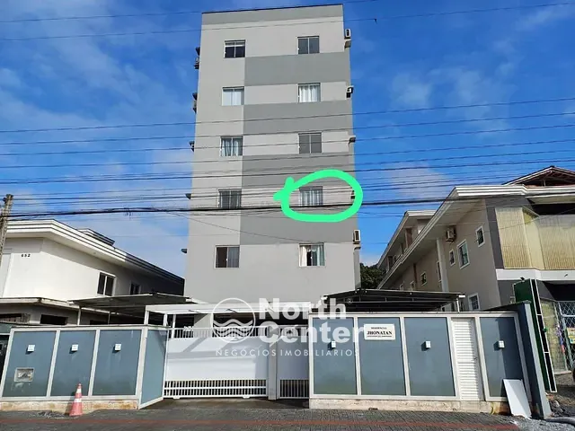 Apartamento com 84m² 2 quartos e 1 banheiro, à venda, no bairro Vila Nova em Joinville
