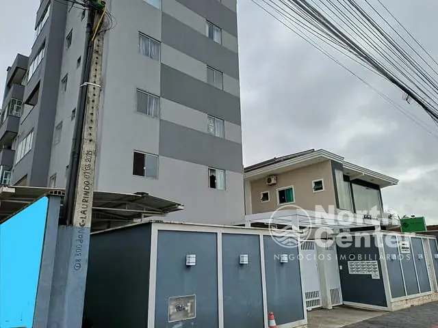 Apartamento com 84m² 2 quartos e 1 banheiro, à venda, no bairro Vila Nova em Joinville