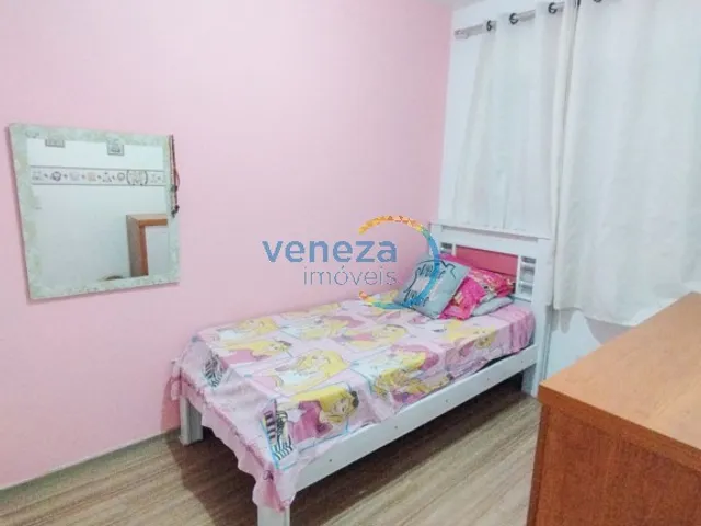 Apartamento com 63m² 2 quartos e 1 banheiro, à venda, no bairro SEMIRAMIS BARROS BRAGA em Londrina