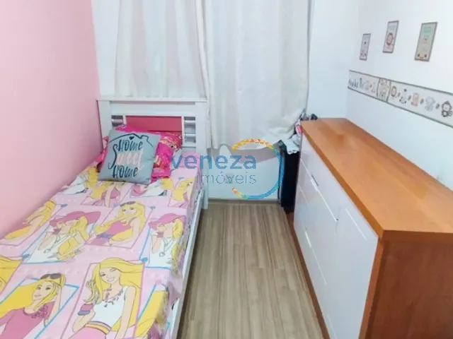 Apartamento com 63m² 2 quartos e 1 banheiro, à venda, no bairro SEMIRAMIS BARROS BRAGA em Londrina