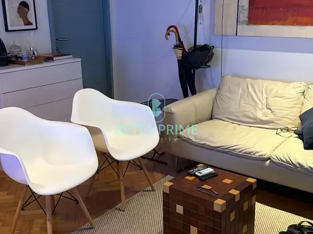Apartamento com 60m² 2 quartos e 2 banheiros, para alugar, no bairro Leblon em Rio de Janeiro