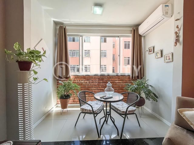 Apartamento 3 quartos e 2 banheiros, à venda, no bairro Montese em Fortaleza