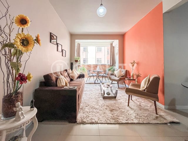 Apartamento 3 quartos e 2 banheiros, à venda, no bairro Montese em Fortaleza