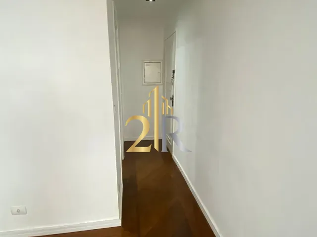 Apartamento 3 quartos e 2 banheiros, à venda, no bairro Vila Sofia em São Paulo