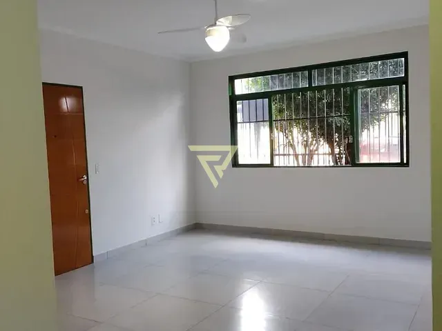 Apartamento com 92m² 3 quartos e 1 banheiro, à venda, no bairro Presidente Médici em Ribeirão Preto
