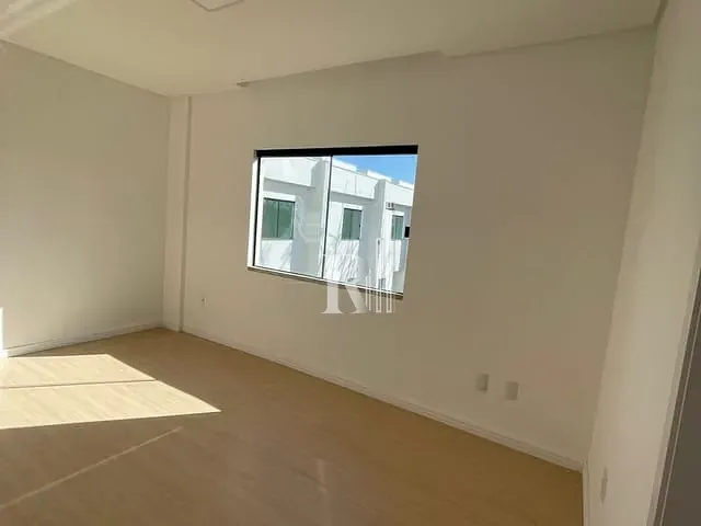 Apartamento 2 quartos e 2 banheiros, à venda, no bairro Universitário em Tijucas