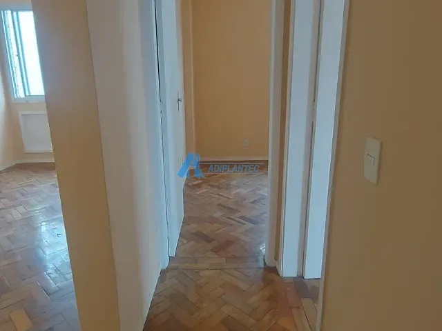 Apartamento 2 quartos e 1 banheiro, à venda ou para alugar, no bairro Barra da Tijuca em Rio de Janeiro