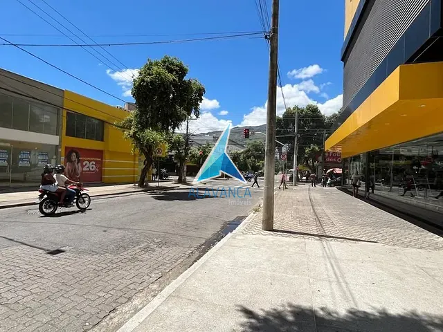 Apartamento com 360m² 3 quartos e 1 banheiro, à venda, no bairro Esplanada em Governador Valadares