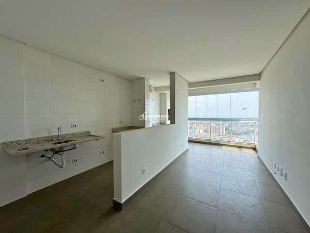Apartamento 2 quartos e 1 banheiro, à venda, no bairro Vila São José em Apucarana