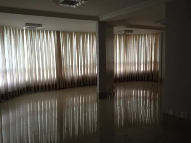 Apartamento 3 quartos e 2 banheiros, para alugar, no bairro Setor Bueno em Goiânia