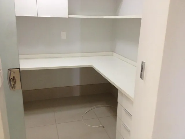 Apartamento 3 quartos e 2 banheiros, para alugar, no bairro Setor Bueno em Goiânia