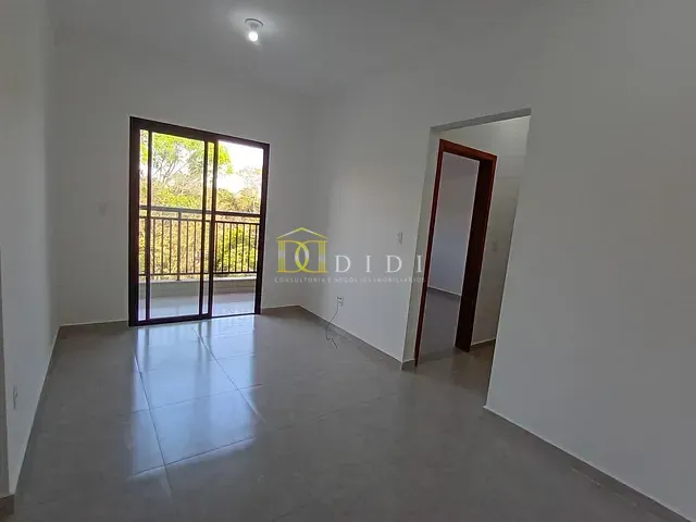 Apartamento 2 quartos e 1 banheiro, para alugar, no bairro Centro em Porto Feliz