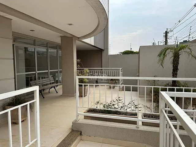 Apartamento com 137m² 3 quartos e 2 banheiros, à venda, no bairro Centro em Cascavel