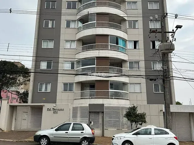 Apartamento com 137m² 3 quartos e 2 banheiros, à venda, no bairro Centro em Cascavel