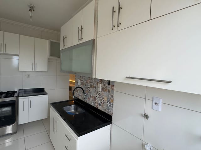 Apartamento 2 quartos e 1 banheiro, para alugar, no bairro Jardim Eldorado em São Luís