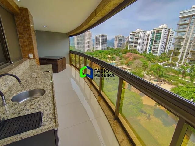 Apartamento com 150m² 4 quartos e 3 banheiros, à venda, no bairro Barra da Tijuca em Rio de Janeiro
