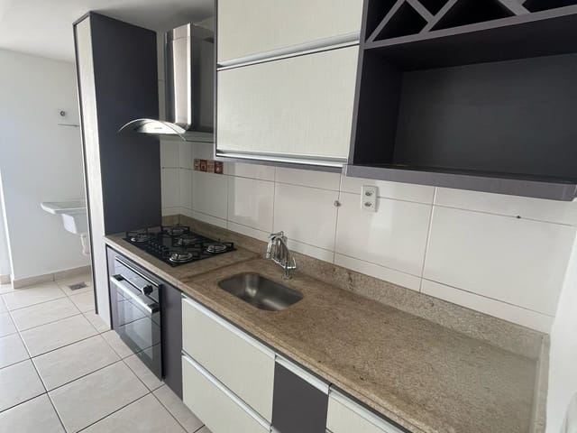 Apartamento com 75m² 3 quartos e 2 banheiros, para alugar, no bairro Jardim Goiás em Goiânia