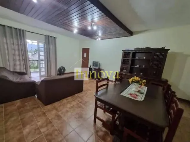 Apartamento com 110m² 3 quartos e 2 banheiros, à venda, no bairro Pontal de Santa Marina em Caraguatatuba