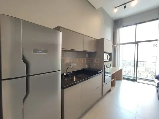 Apartamento 1 quarto e 1 banheiro, para alugar, no bairro Pinheiros em São Paulo