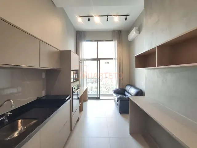 Apartamento 1 quarto e 1 banheiro, para alugar, no bairro Pinheiros em São Paulo