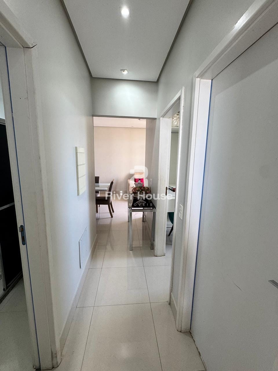 Apartamento à venda com 3 quartos, 80m² - Foto 5
