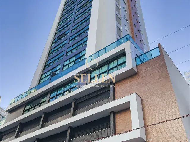 Apartamento 3 quartos e 4 banheiros, à venda, no bairro Centro em Balneário Camboriú