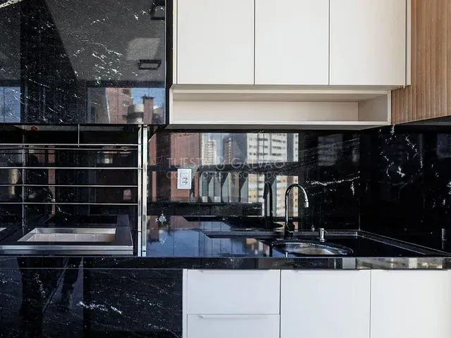 Apartamento com 156m² 3 quartos e 4 banheiros, à venda, no bairro Água Verde em Curitiba