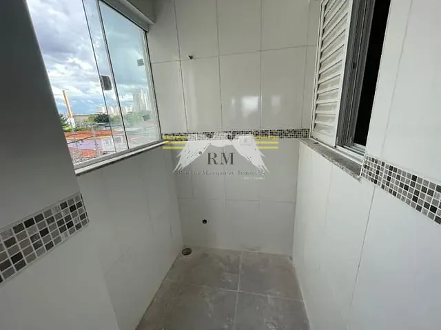 Apartamento 2 quartos e 1 banheiro, à venda, no bairro Parque Maria Luiza em São Paulo