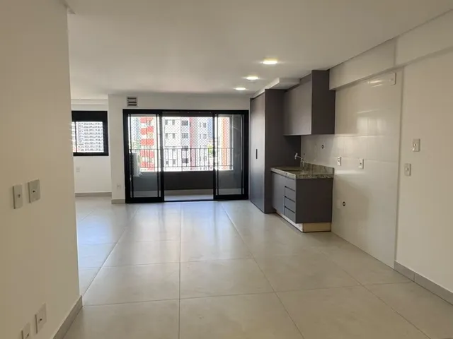 Apartamento 2 quartos e 2 banheiros, para alugar, no bairro Setor Oeste em Goiânia