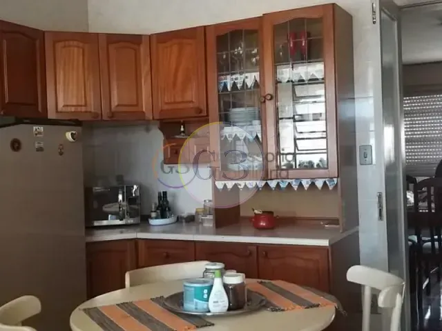 Apartamento 4 quartos e 2 banheiros, à venda, no bairro Centro em Pelotas
