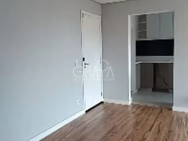 Apartamento 2 quartos e 2 banheiros, à venda, no bairro Jardim Tupanci em Barueri