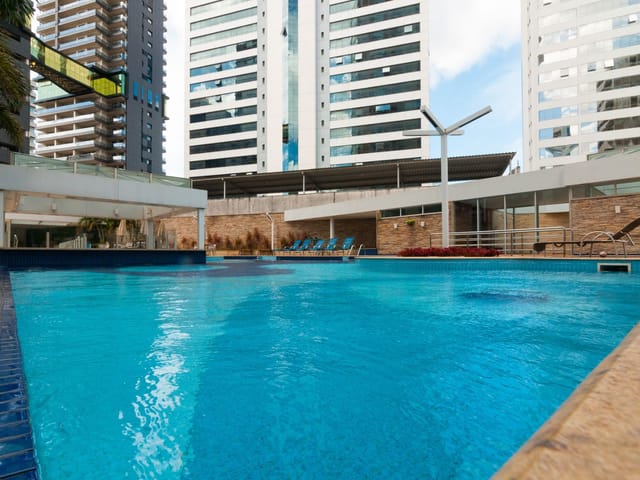 Apartamento com 411m² 4 quartos e 6 banheiros, à venda, no bairro Enseada do Suá em Vitória