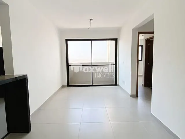 Apartamento 2 quartos e 1 banheiro, para alugar, no bairro Setor Serra Dourada - 3ª Etapa em Aparecida de Goiânia